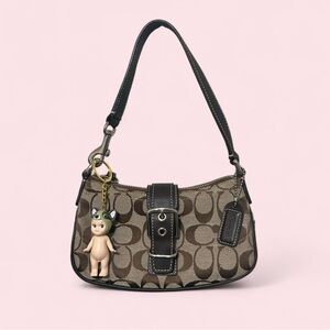 ‼️SOLD ‼️ vintage coach dark brown buckle demi hampton bag 🧸🤎